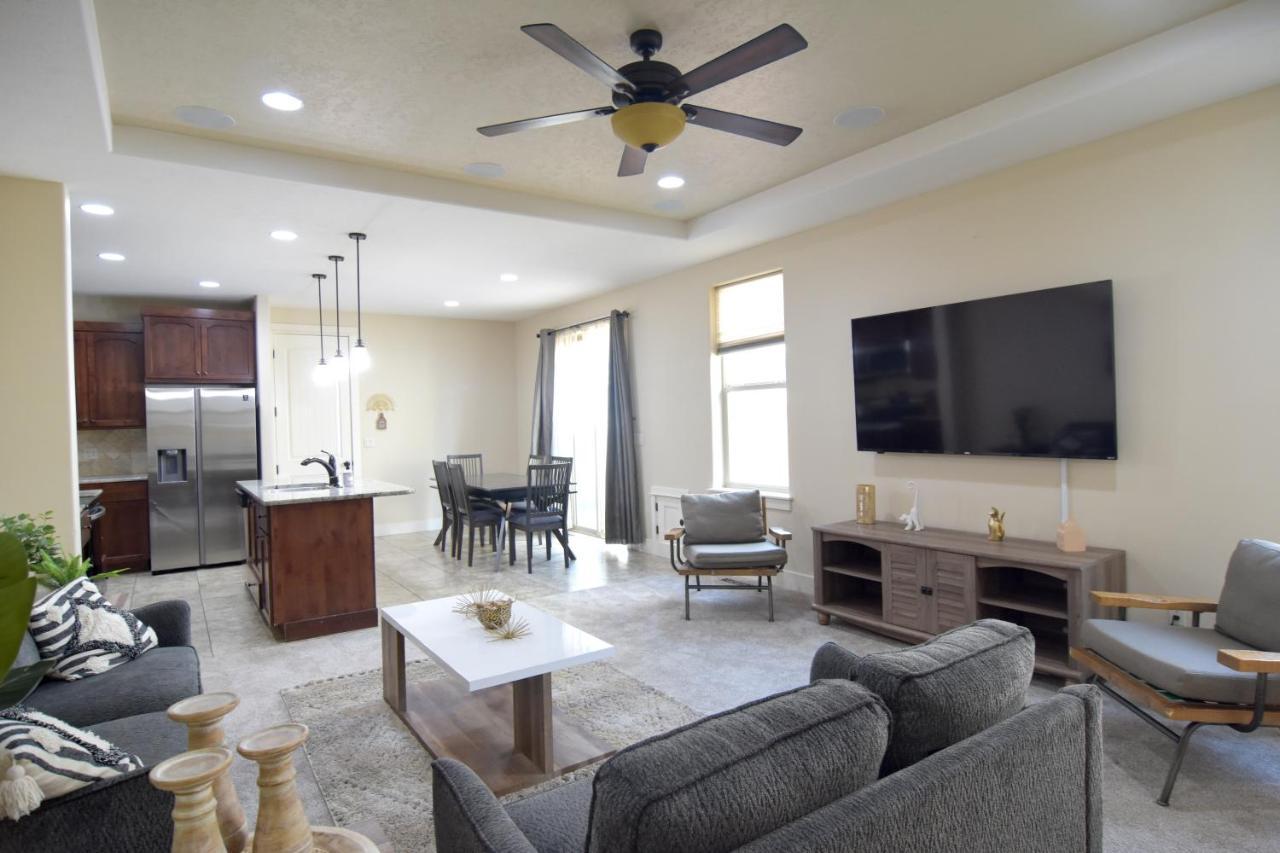 Sensible Safari Sleeps 10 Villa เมอริเดียน ภายนอก รูปภาพ